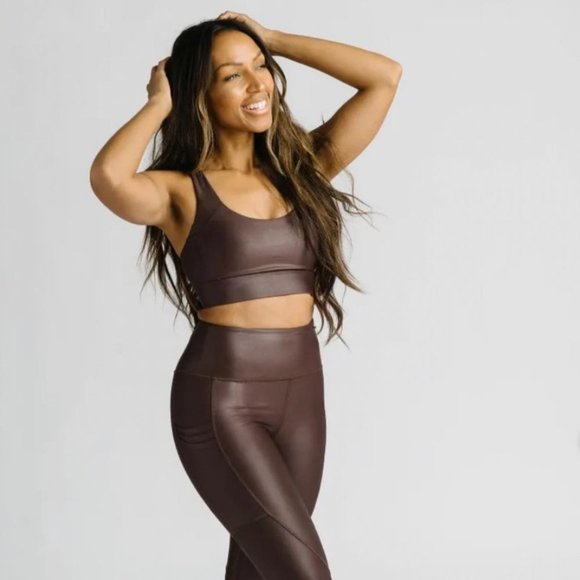 ZYIA Other - Zyia Espresso Metallic Light n Tight Bra